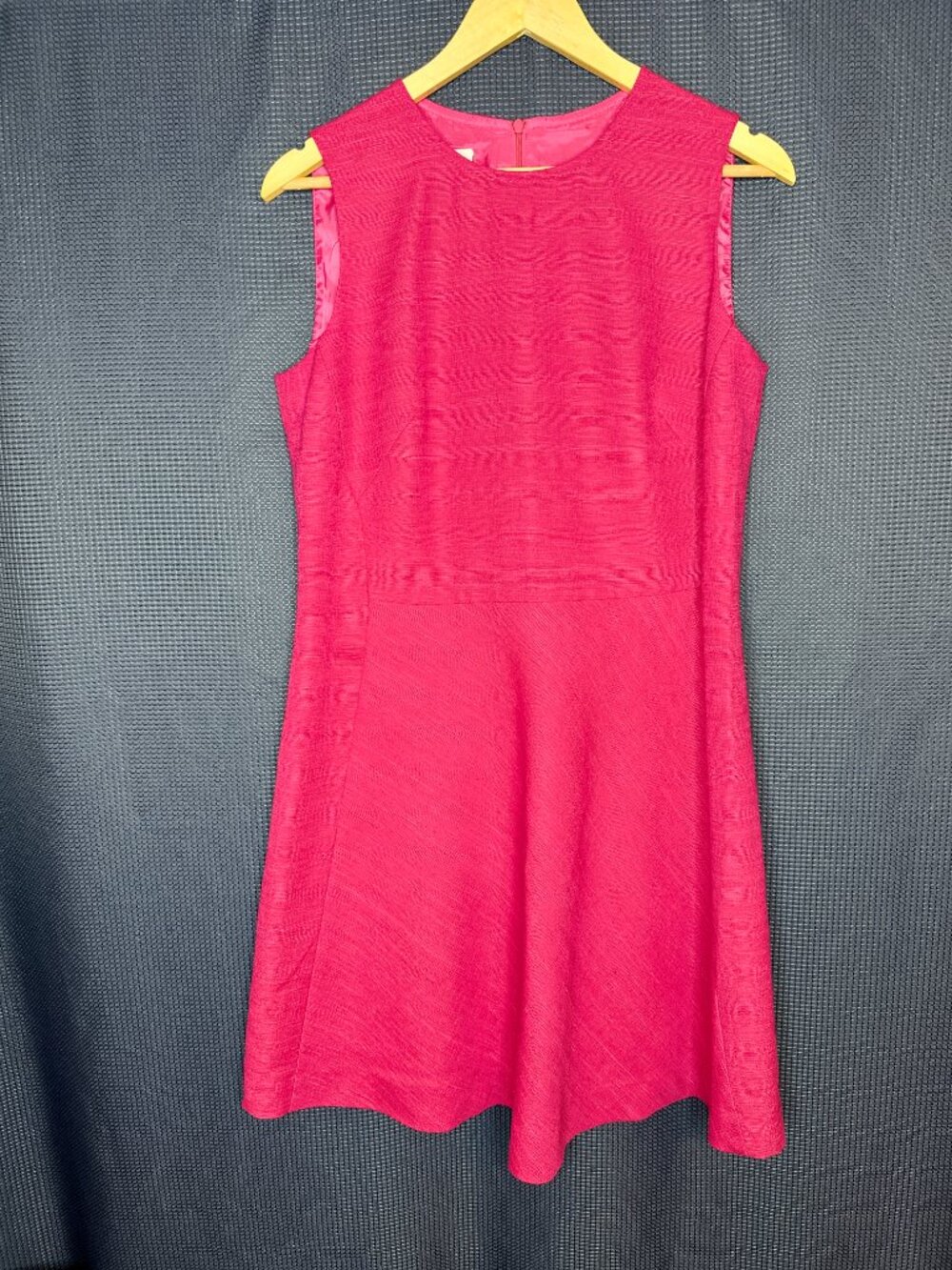 Akris Punto Mulberry Silk Sheath Dress SZ 10 Elevated Classic Coquette Feminine